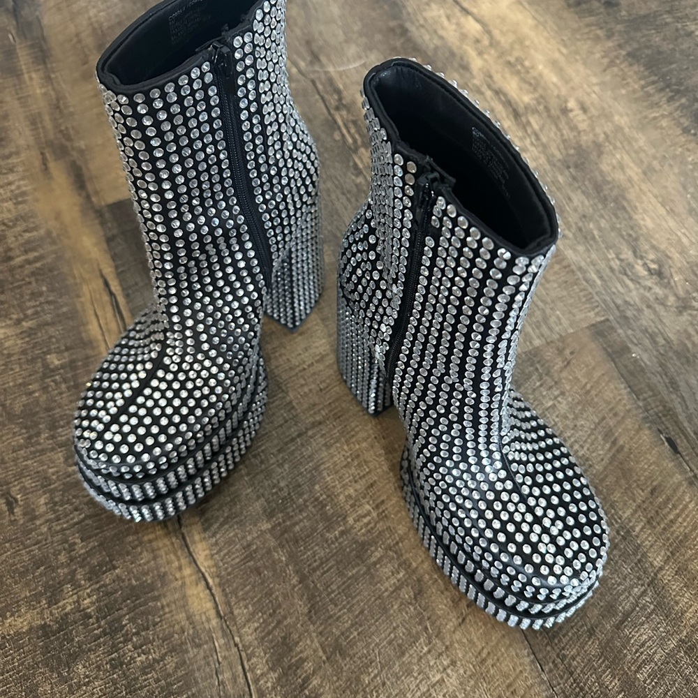 Steve Madden Silver Rhinestone Platform Boots